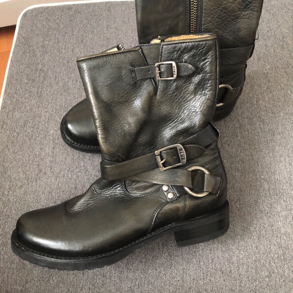 Frye Shoes - Frye Veronica Criss Cross boot EUC